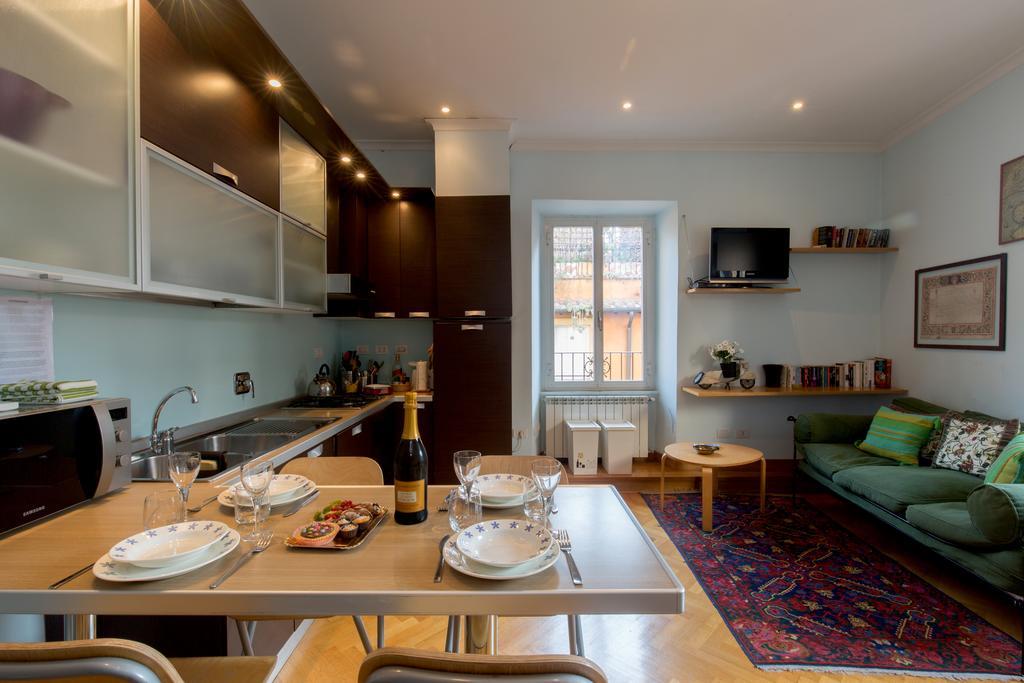 Holidays Banchi Vecchi Apartment Rome Buitenkant foto
